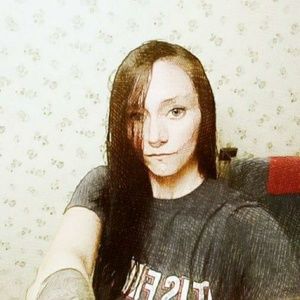 Meet your Posher, Candice